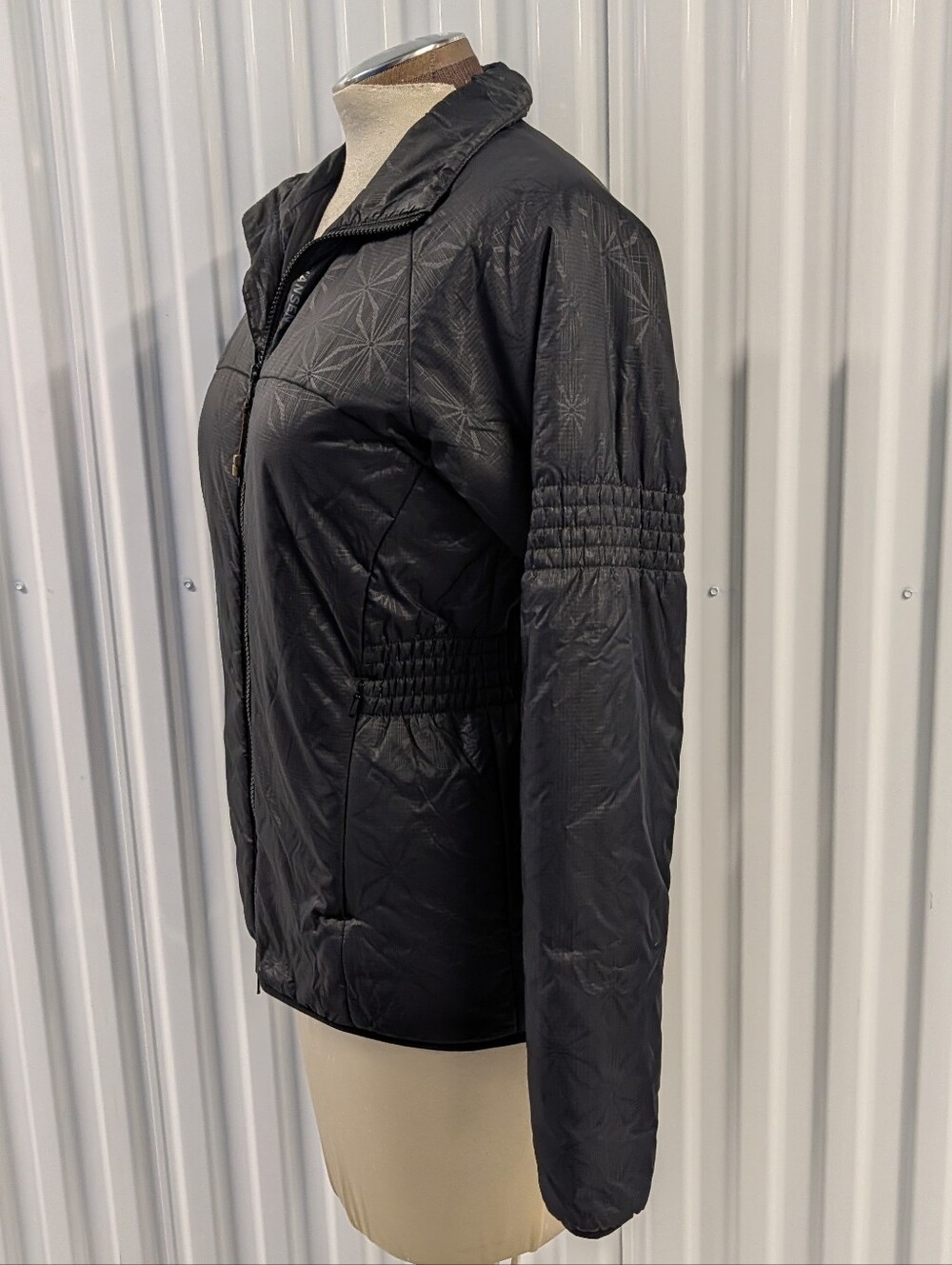 lightweight HELLY HANSEN polyfill jacket S M - Picture 4 of 13